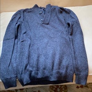 American eagle pull over